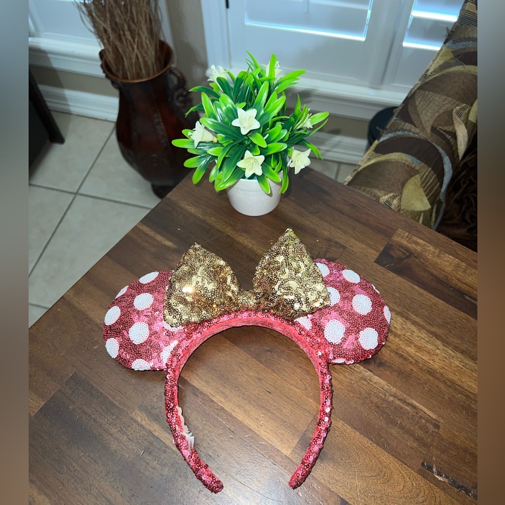 Disney‎ Parks Pink Sequin Minnie Ears with White Poka Dots and Gold Bow Vacation